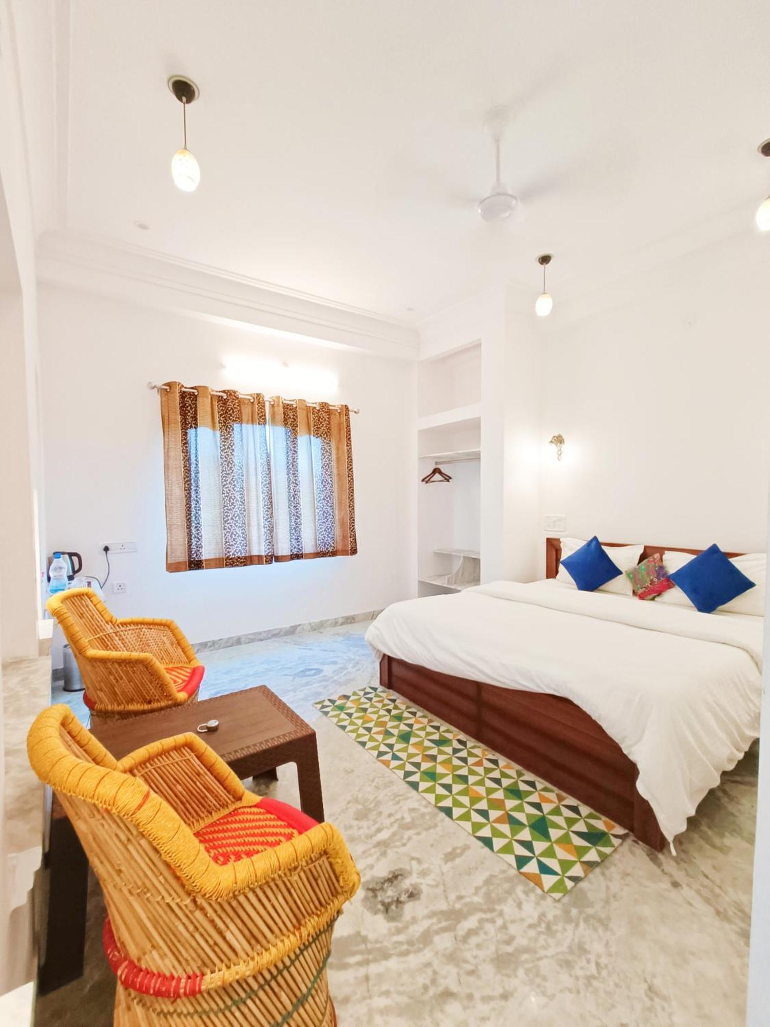 Prakash Ji'S Haveli -Luxurious Lakeside Retreat- Hotel Udaipur Værelse billede